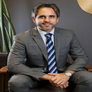 Dr. Leonardo Colognese Garcia